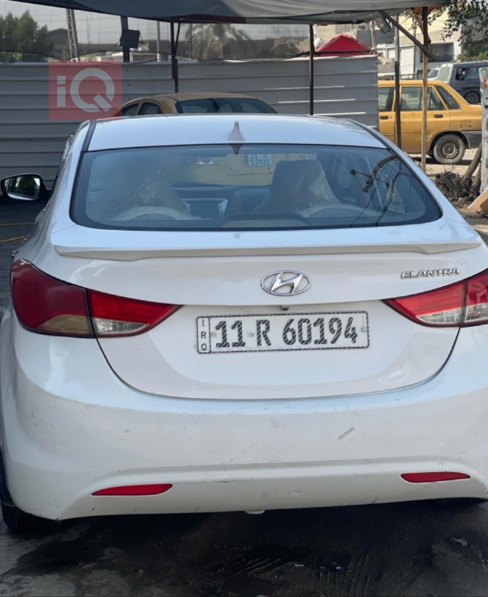 هیوندای ئەلەنترا